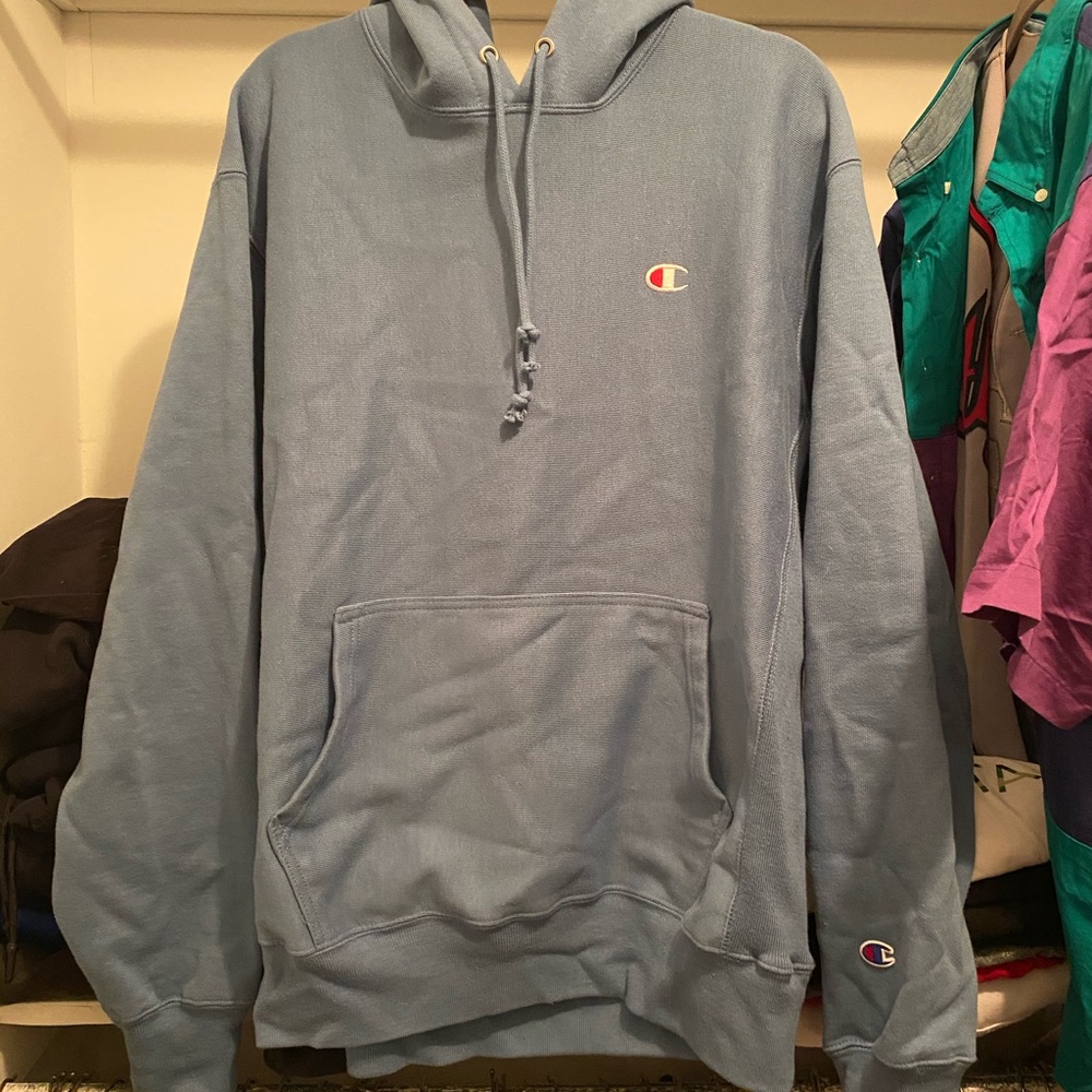 SOLD ‼️ Champion Hoodie